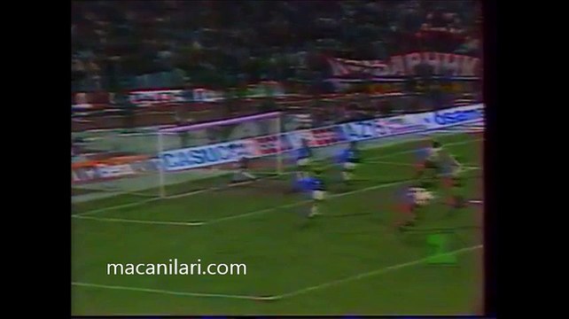01.04.1992 - 1991-1992 European Champion Clubs' Cup Group A Matchday 5 FK Crvena Zvezda 1-3 UC Sampdoria