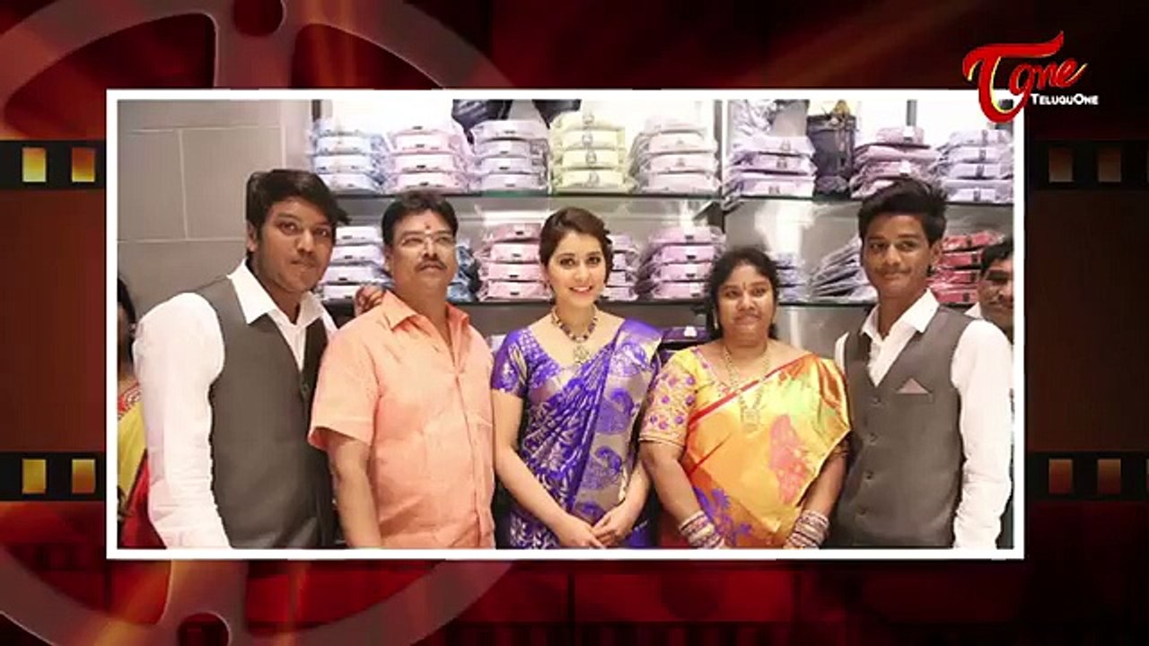 Actress Tapsee Saree Pulled in Public ! (Comic FULL HD 720P)