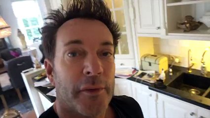 JOLIGE DWARSFLUIT EN GEVECHT TEGEN DE KILO'S - Gerard Joling #VLOG4 (720p Full HD)