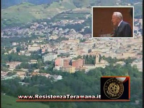 380 - Medaglia d'oro alla Provincia di Teramo (2005-09-15)