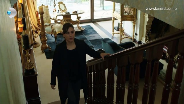 Güneşin Kızları 35. Bölüm - Güneş, Haluk’un kim olduğunu öğrenecek mi?