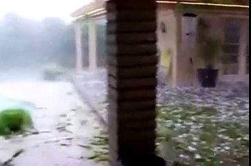 Град размером с теннисный мячик