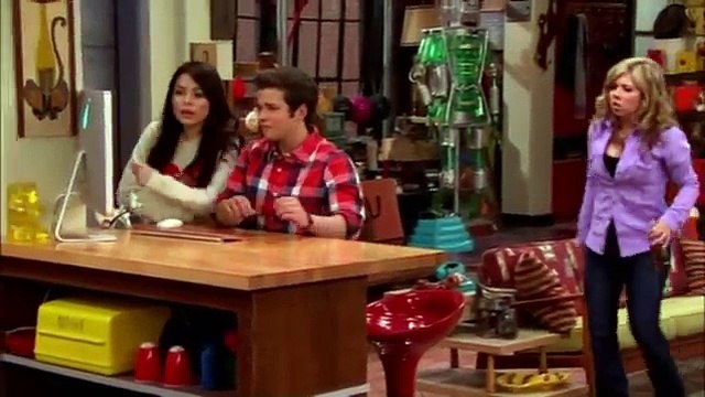 iCarly | New York | NICKELODEON