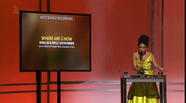 Skrillex, Diplo & Justin Bieber Win Grammy Award for Where Are U Now (Best Dance Recording)- HOLLYWOOD BUZZ TV