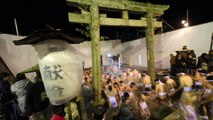 Miles de japoneses participan en el Hadaka Matsuri