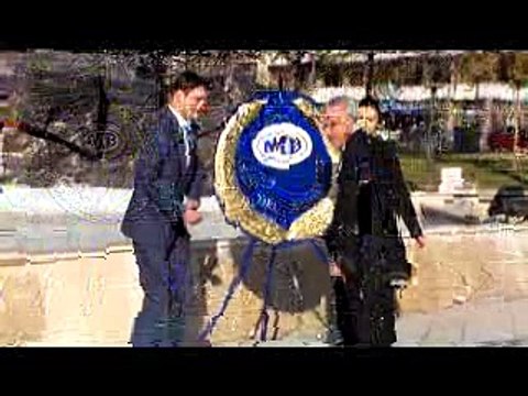 deftedarlık çelenk koyma töreni hazır