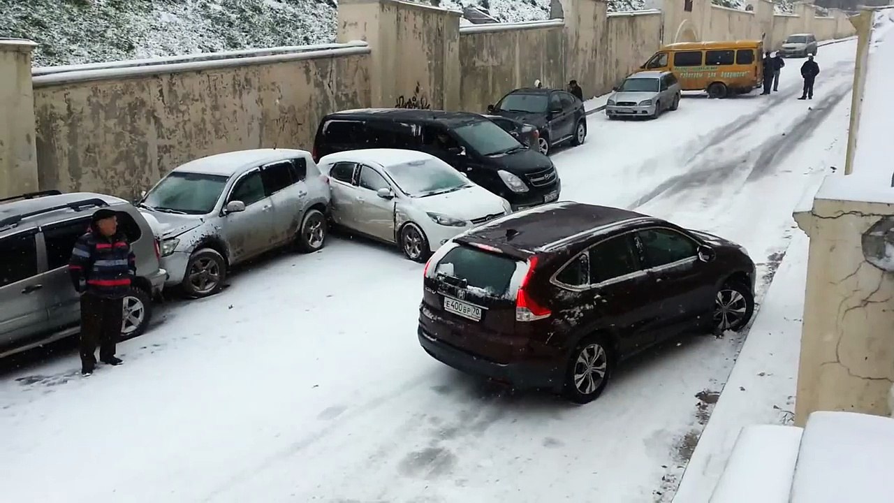 Гололёд в Томске. Кузнечный взвоз.