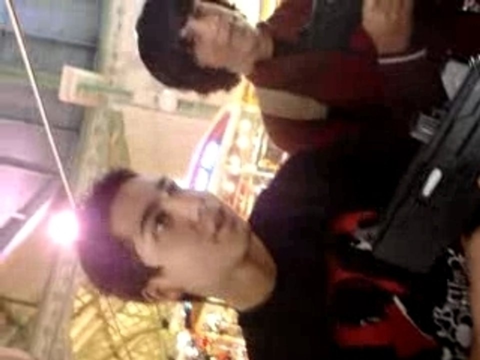 Lucas et Mickael au jeu vidéo...