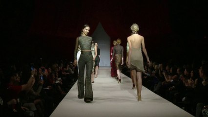 Raul Penaranda Fall/Winter 2016 Women’s Ready to Wear Collection