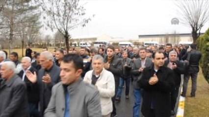 Tp İşçilerinden İş Bırakma Eylemi