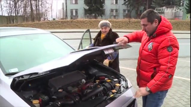 A Avó Turbinada esta mulher de 81 anos conduz um Subaru WRX STI todos os dias!