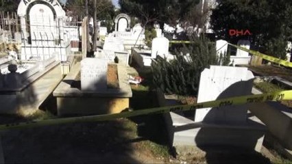 Mezarlıkta Bebek Cesedi Bulundu