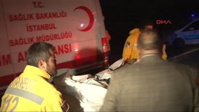 Beykoz'da İki Otomobil Kafa Kafaya Çarpıştı: 3 Ölü