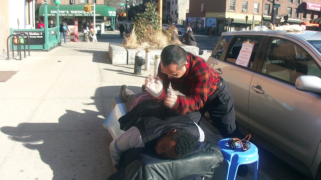 335 Street massage 精神按摩