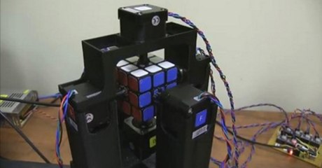 Fastest Rubik's Cube Solving  NEW Record in 0.9 Seconds