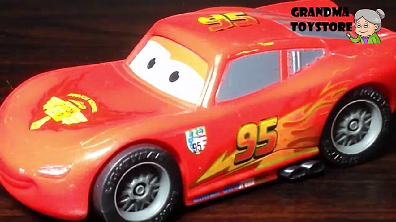 Unboxing TOYS ReviewDemos Disney Cars toys and merchandise from