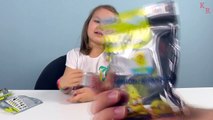 Minions blind bags 2015. Открываем пакетики с игрушками миньон. Миньоны в пакетиках.