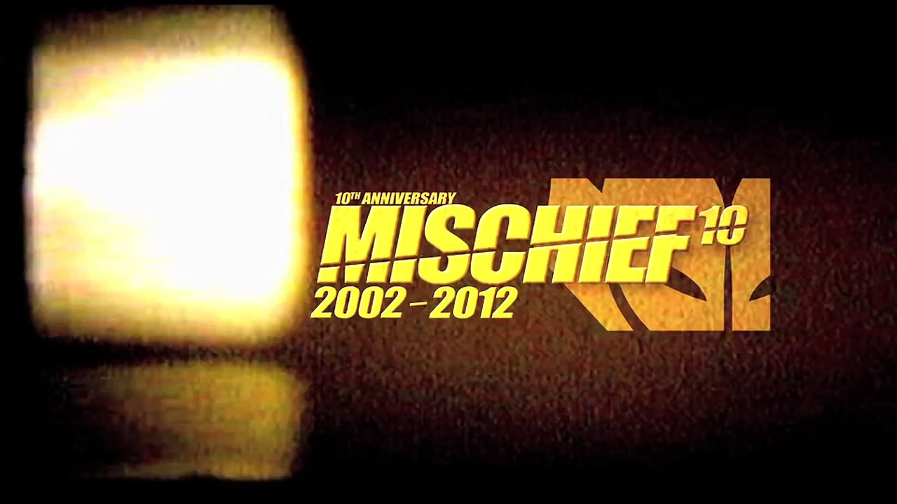 Kid crashes BMW M3 into rocks (2012)