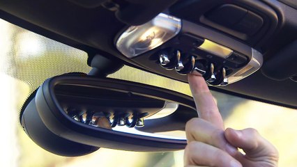 Нового MINI Cooper S Convertible Дизайн интерьера в Карибском Аква Металлик