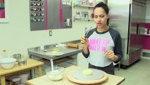 How to Make A BAGEL AND CREAM CHEESE out of CAKE! Vanilla cake bagels and buttercream filling!