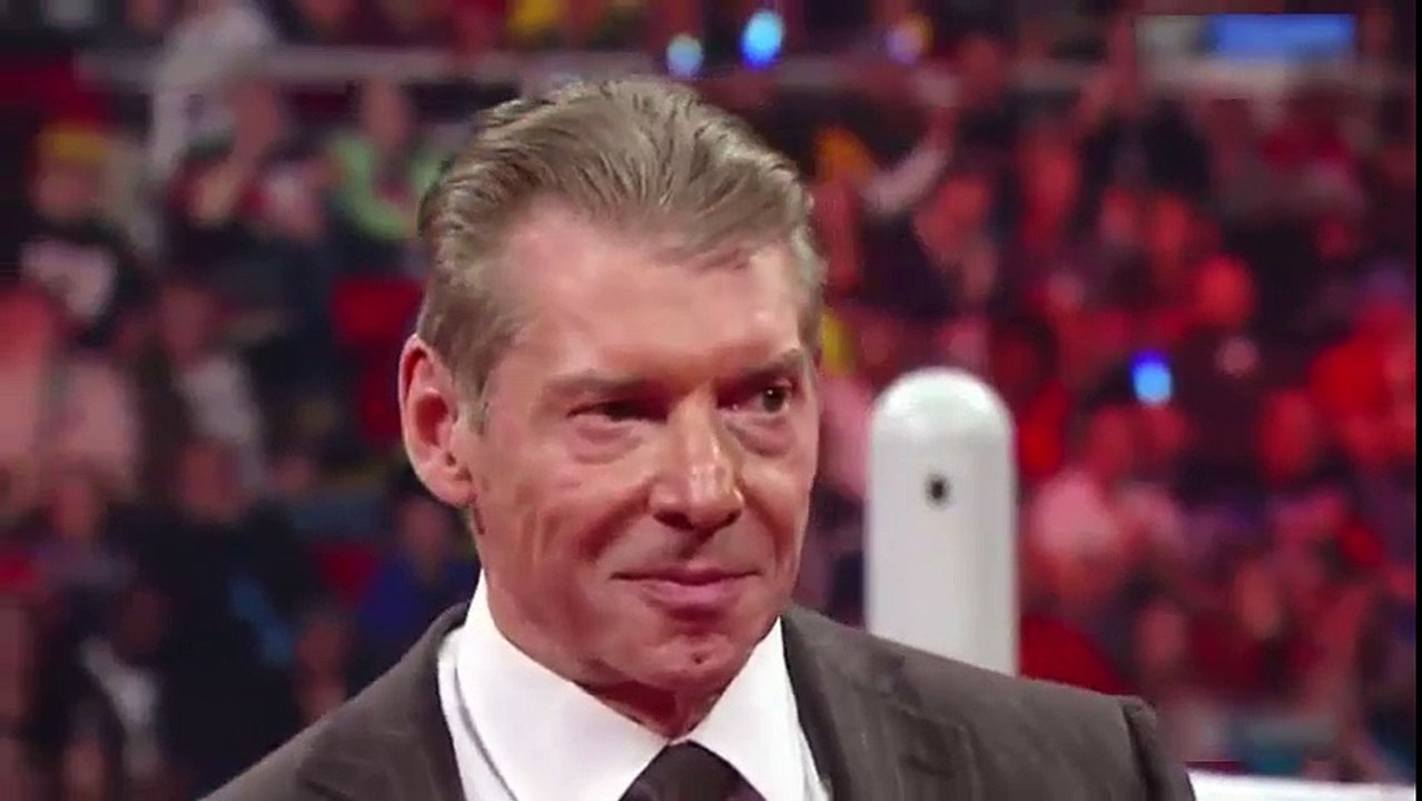 Shane McMahon will Face UnderTaker inside Hell in a Cell at Wrestlemania 32