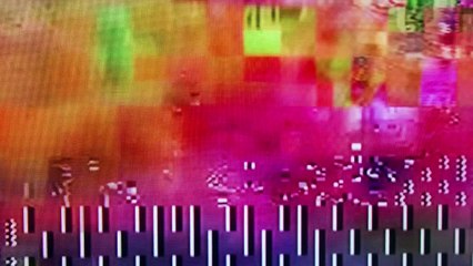 VVVintage - Top 5 Music Vids in Schools! (ft. Britney Spears, Fall Out Boy, OutKast, Wh...