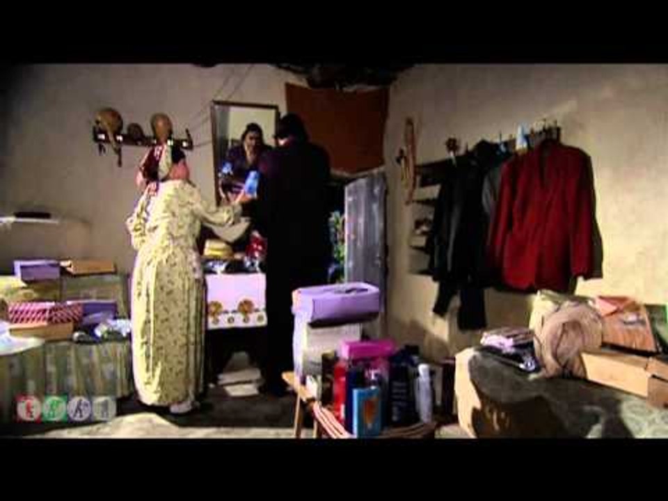 مسلسل ضيعة ضايعة - الجزء الأول ـ الحلقة 12 الثا...