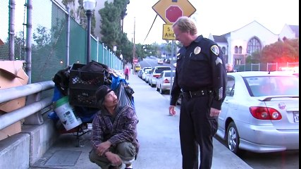 SD Officer Retiring After 15 Years Helping the Homeless