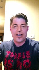 Man swaps his Face with all "We are the World" Singers!