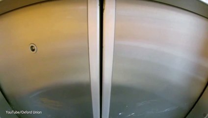 Shia LaBeouf met une baffe à un étudiant dans un ascenseur pendant une expérience sociale