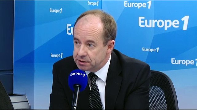 Jean-Jacques Urvoas veut brouiller les téléphones en prison