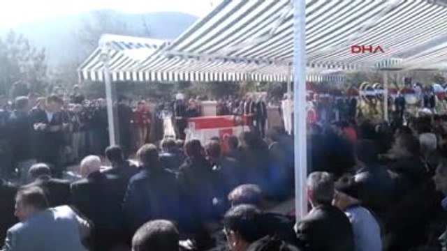 Akşehir Şehit Uzman Çavuşu Coşkun Karabulut'u, Akşehir'de 15 Bin Kişi Uğurladı