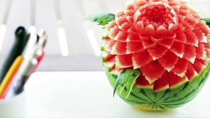 Искусство украшения на арбузе