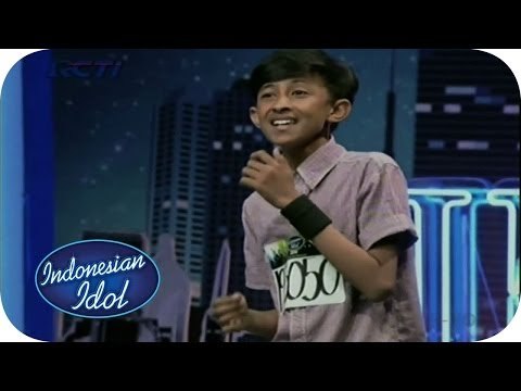 VIKI RIAN A - GRENADE (Bruno Mars) - Audition 1 (Bandung) - Indonesian Idol 2014