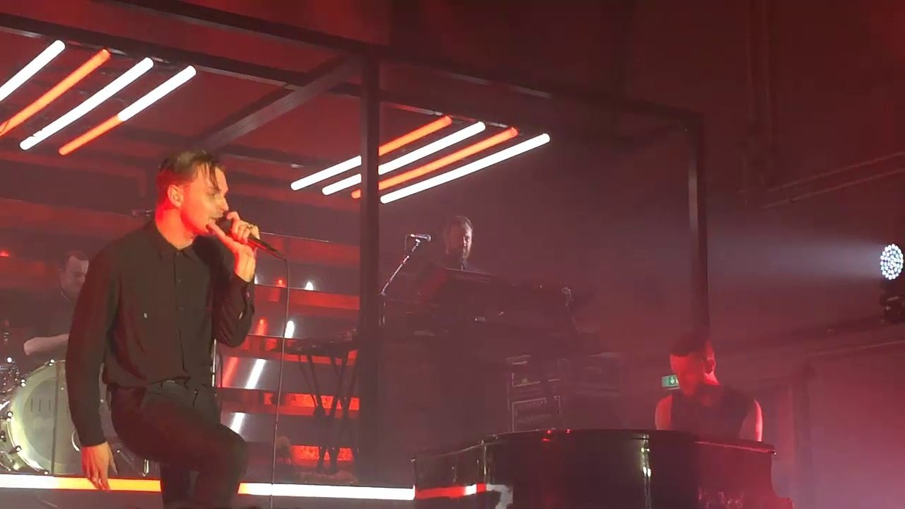 Lights #Surrender 21.02.2016 München/ Kesselhaus