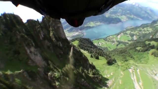 Экстрим! Вингсьют! Очень красивый клип под классную музыку Полет, облака, бешеная скорость!