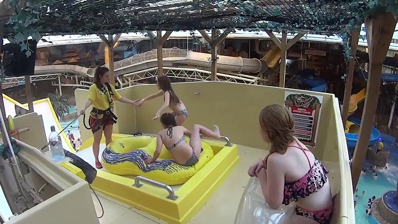 Big Side winder Water Slide at Sandcastle Waterpark_Aquadrom Ruda Śląska Trichterrutsche