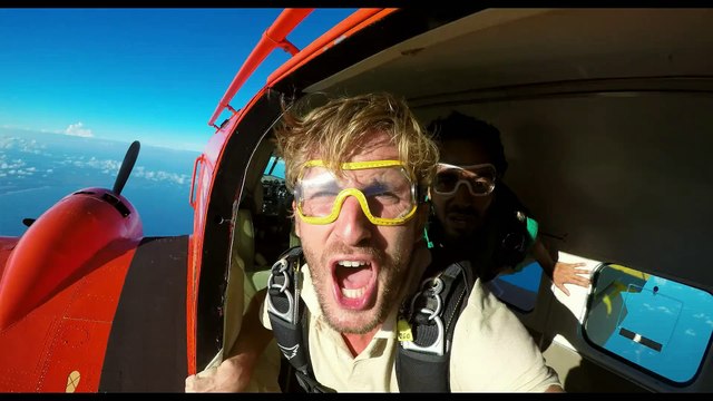 Babysitting 2 / Babysitting 2 (2015) - Trailer (English Subs)