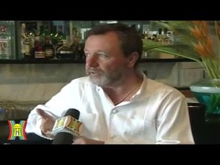 Đam mê ẩm thực Việt của đầu bếp Canada | HanoiTV