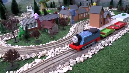 Surprise Eggs Play Doh Sesame Street Cookie Monster Lightning McQueen Spongebob Thomas The