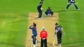 Clever MS Dhoni Dismissed Jacob Oram Twice Off One Ball_(640x360)