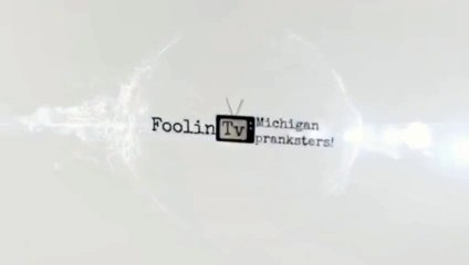 Magic Kissing Card Trick