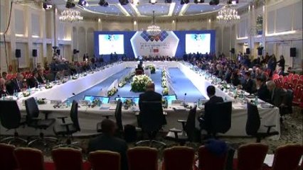 Ekonomi Bakanı Elitaş: "Somali'nin Yüzde 70'ini Gençler Oluşturuyor"