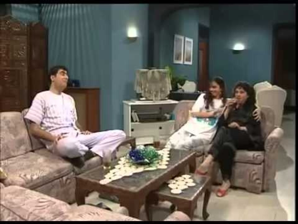 مسلسل عيلة ست نجوم ـ الحلقة 9 التاسعة كاملة HD