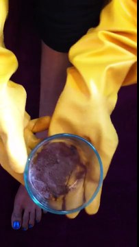 Day 2 (part 1) Get hair less body using coffee and baking soda!