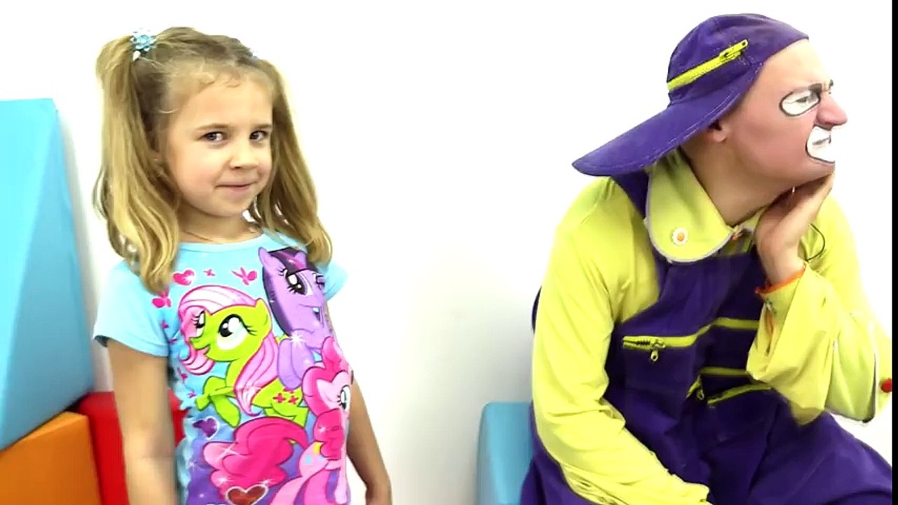 New funny videos. Meet Clown Andrew (2015)Новое смешное видео