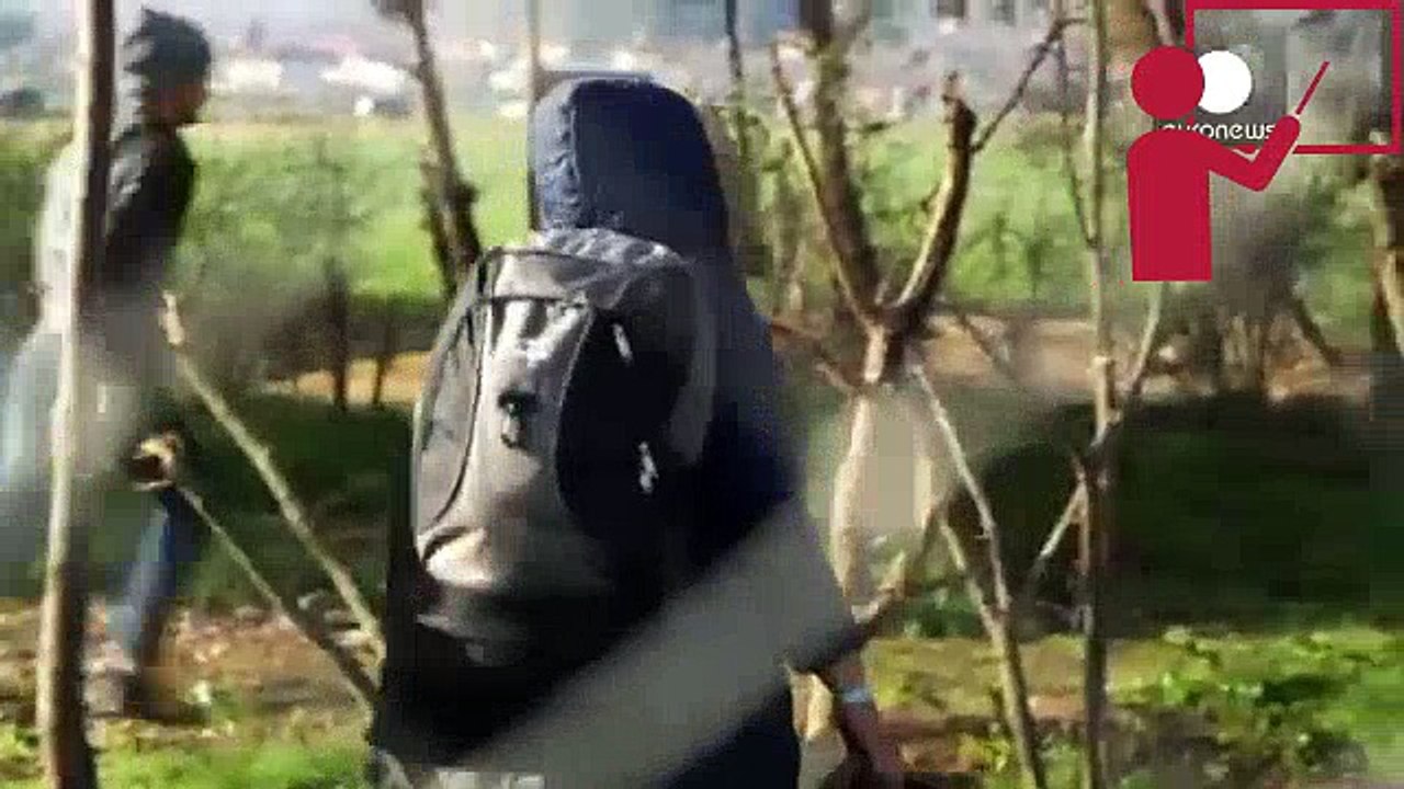 Migrants resist as Greek police move to clear border ‘bottleneck’