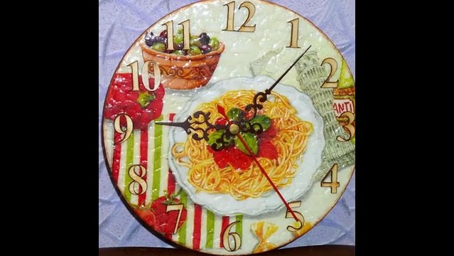 Декор часов яичной скорлупой