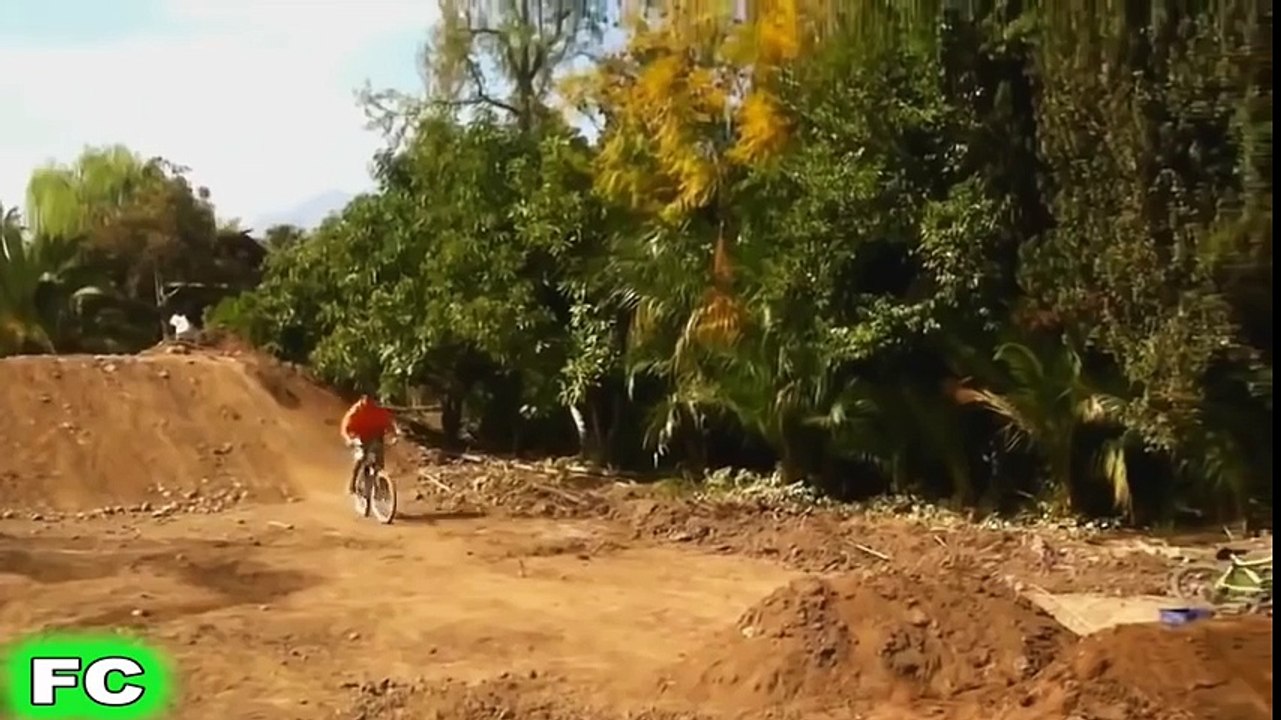 FUNNY Videos _ Crazy FAILS Compilation ★ December 2015 ★ FailCity