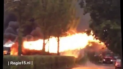 Bus (natural gas fuel) burns with huge jet flame
